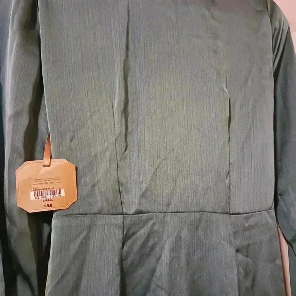 Elegant Green Maxi Dress - Picture 7 of 12